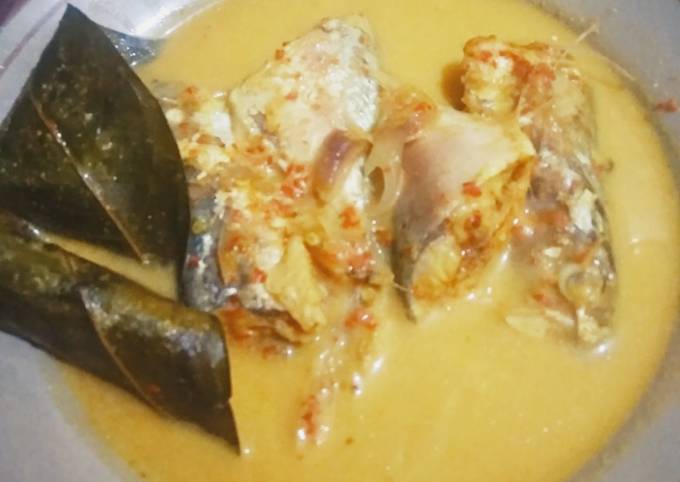 Gulai ikan sederhana