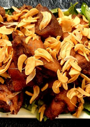 Hình của món Ngan (vịt) cháy tỏi.
