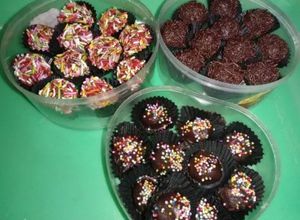 Foto resep Chocolate ball roma kelapa
