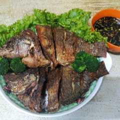 A picture of Ikan Mujaer Goreng + Sambel Kecap.