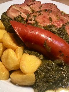Német fodros kelfőzelék recept fotója