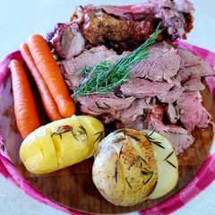 A picture of Roast Leg of Lamb 🥰.