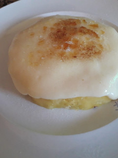 Una foto de Piña con crema pastelera
