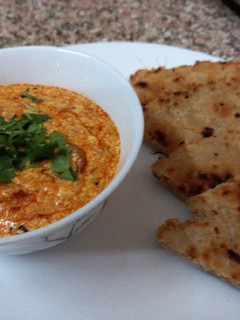 દહીં તીખારી(dahi tikhari recipe in gujarati) રેસીપી મુખ્ય ફોટો
