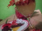 Una foto de postres con lima