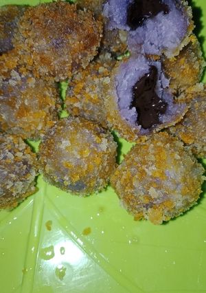 Foto resep Bola- bola ubi ungu isi coklat lumer