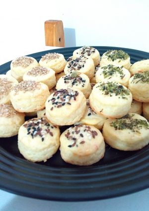 Una foto de Scons de queso