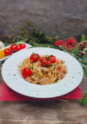 A picture of Spaghetti with Canned Tuna.