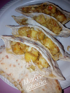 A picture of Stuffed pita bread.