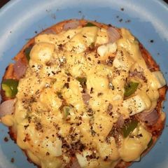 A picture of Bread pizza.