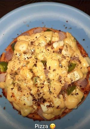 A picture of Bread pizza.