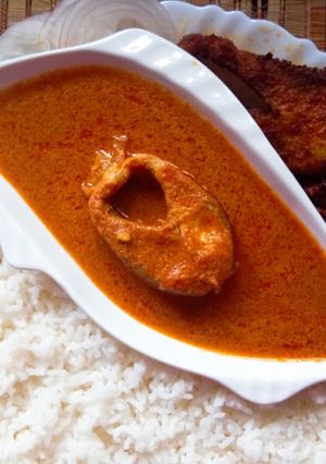 A picture of Fish curry.