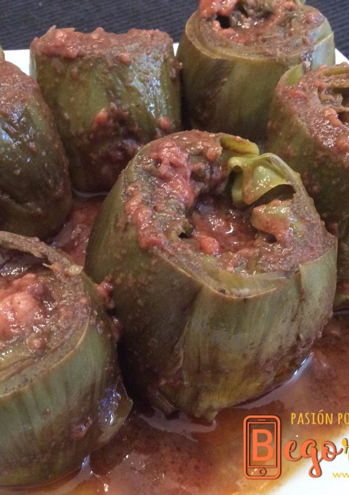 Una foto de Alcachofas rellenas de paté con reducción de Pedro Ximénez