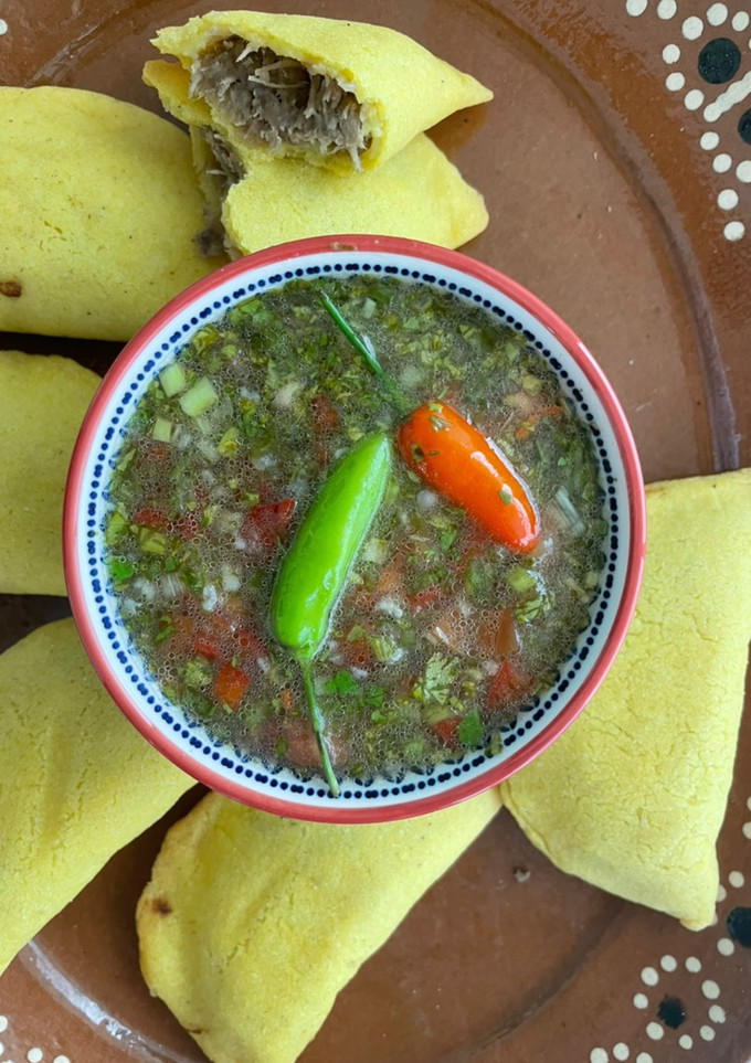 Una foto de Encurtido o pique para empanadas colombianas