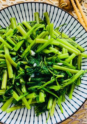 蒜炒空心菜 的食譜成品照片