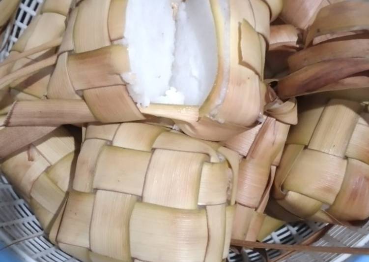 Resep Populer Ketupat lontong Enak Sederhana