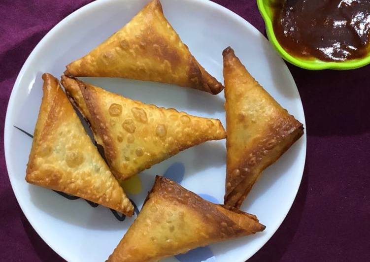 Step-by-Step Guide to Prepare Homemade Keema Samosa