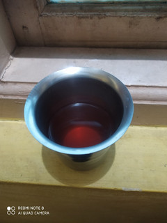 லெமன் கிராஸ் டீ(lemon grass tea recipe in tamil) செய்முறை முக்கிய புகைப்படம்