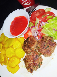 A picture of Spicy meat balls.