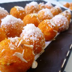 A picture of Carrot laddoo.