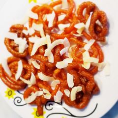 A picture of Rava coconut jalebi.