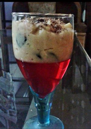A picture of Jelly Custard Pudding.
