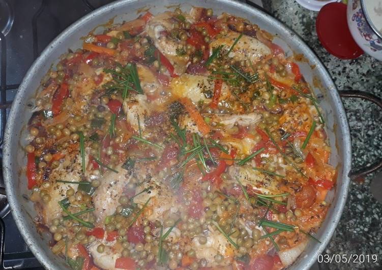Paella con alitas