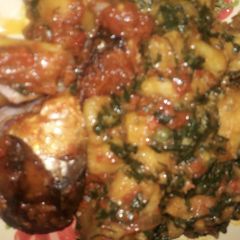 A picture of Porridge Irish potatoes with fish.