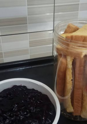 Foto resep Roti bakar kering margarin dan selai anggur home made 😊 😊