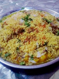 आलू टिक्की चाट रेसिपी मुख्य फोटो