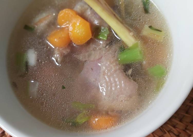 Bagaimana Menyiapkan Sup ayam kampung klaten versi saya, Enak Banget