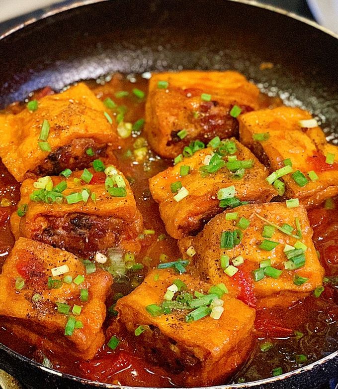 Đậu hũ nhồi thịt sốt cà