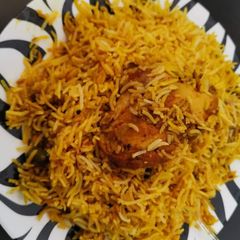 A picture of Chicken Biryani.