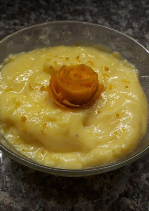 Una foto de Crema de naranja