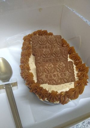 Una foto de Huevos de Pascuas rellenos con chocotorta
