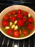 Tomates e alho confit