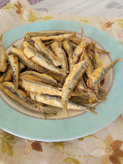 Una foto de Boquerones fritos a la Malageña y en recuerdo al Piyayo