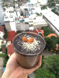 Hình của món Chocolate mousse kiểu eat clean.