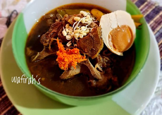 Cara Gampang Menyiapkan Rawon, Bikin Ngiler