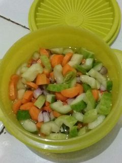 Foto resep Acar Serbaguna untuk Nasi Goreng, Soto Betawi, dll