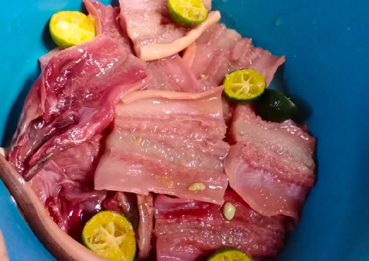 Easiest Way to Make Yummy Belut Membersihkan (Tips)