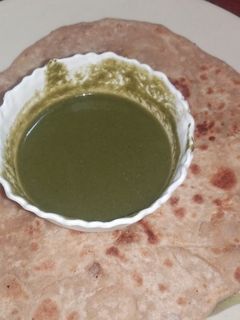 आलू प्याज़ के पराठे (Aloo pyaz ke parathe recipe in Hindi) रेसिपी मुख्य फोटो