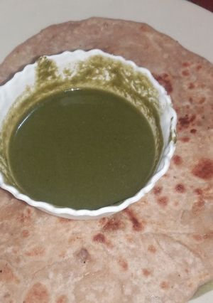 आलू प्याज़ के पराठे (Aloo pyaz ke parathe recipe in Hindi) रेसिपी मुख्य फोटो
