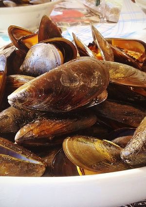 Foto principal de Mejillones a la brasa con laurel