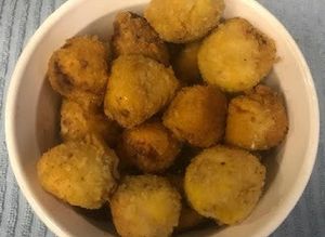 Una foto de Croquetas de Jamón Serrano y Queso Philadelphia