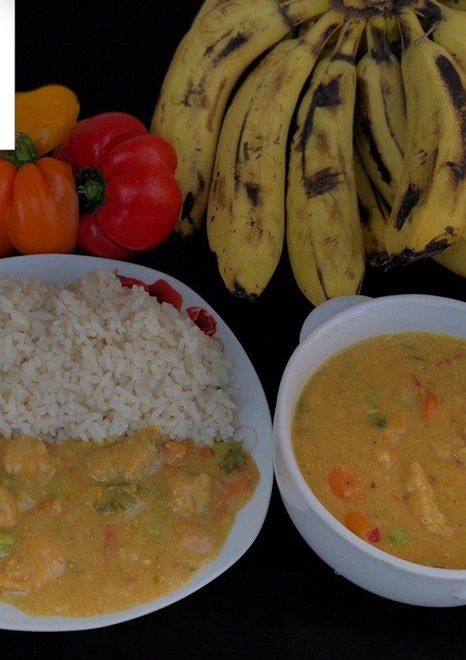 A picture of Banana curry 🍛.