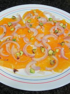 Una foto de Carpaccio de naranja- fácil