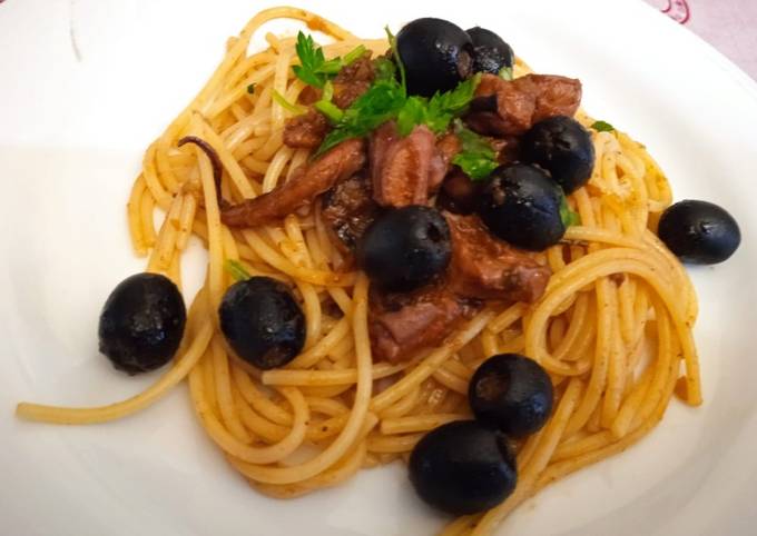 Vermicelli al ragù di polipo