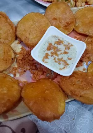 A picture of Crispy aloo pakoray.