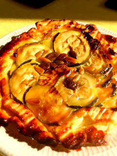 Foto principal de Mini tartas saladas de calabacín y ajetes